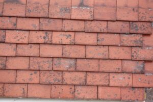 Reclaimed Red Machine Made Rosemary Roofing Tiles - Smooth
