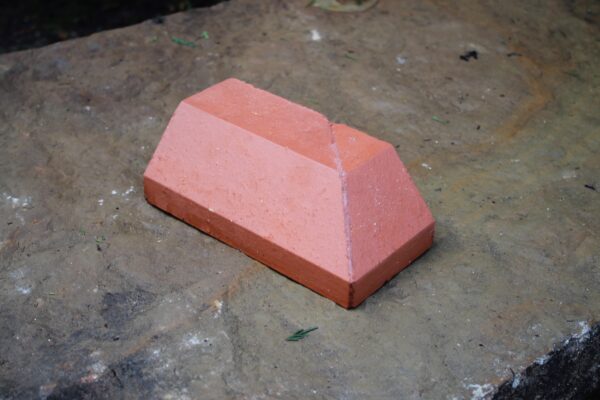 PL7.2 RED STRETCHER PLINTH IMPERIAL SIZE BRICK - LH or RH External ...