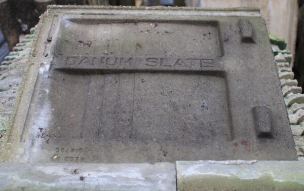 Reclaimed Concrete Pan Tile Danum Slate on Roof