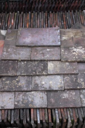 Reclaimed Dreadnought Staffordshire Blue Clay Roof Tile for Heritage and Eco-Friendly Roofing