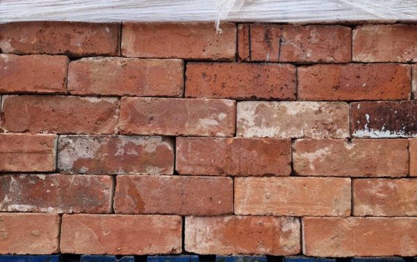 close up view Wells Coventry reclaimed bricks